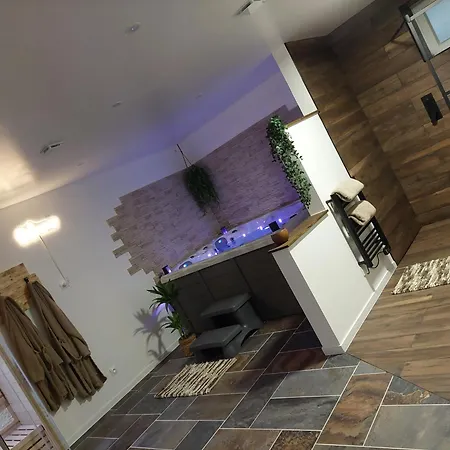 Soevasion- Avec Jacuzzi Et Sauna Privatif Proche Arras Apartmanhotel 3*