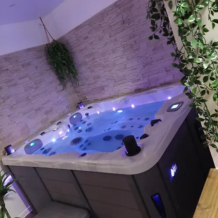 Soevasion- Avec Jacuzzi Et Sauna Privatif Proche Arras Apartmanhotel